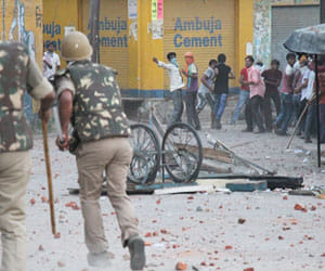 rss behind movement in kanth muradabad