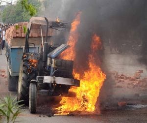 Tractor-Trolly Fired due to Young Man Deth, Stress in Jalandhar