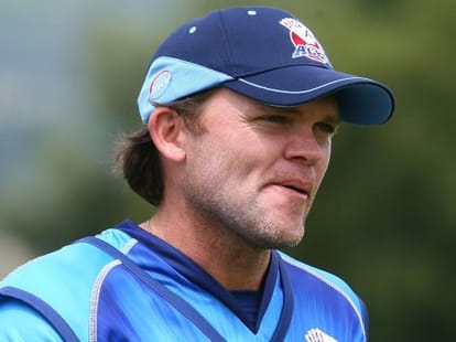 ecb imposed life ban on Lou Vincent 