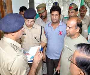 Ghee - oil trader accountant killed 18 million robbed