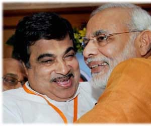 union minister gadkari to revoke ban on e-rickshaws, family firm wants to make them