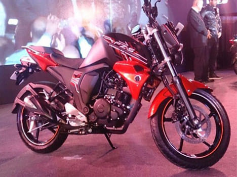 Yamaha FZ FI and FZS FI Version 2.0 launched in India