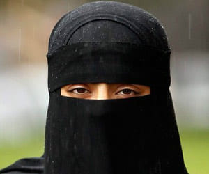 france will keep ban on niqab