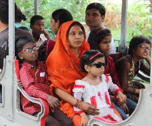 special childs visit lucknow zoo