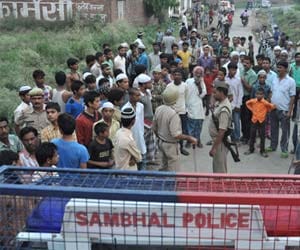 fire in mosque in sambhal
