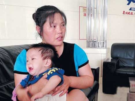 mother abandons child