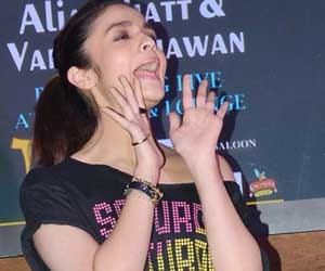alia avoid film with bollywood khan's
