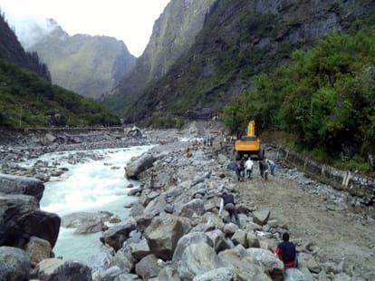 landslide in badrinath highway