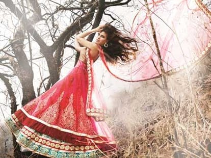 jacqueline fernandez surprise stunt scene of kick