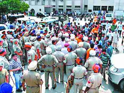 Comprehensive reshuffle in UT police after allegations of corruption 