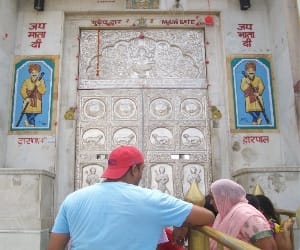 80 kg silver gate offered to Mata Naina Devi Temple