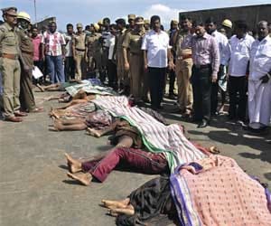 eleven died after falling wall in chennai