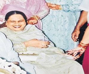 Dawood sister dies of heart attack