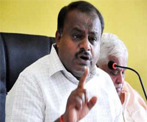 kumaraswamy caught on tape asking for bribe
