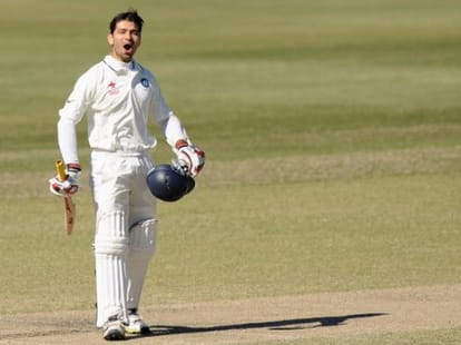 viru and yuvi missed to big score, gambhir hits ton.