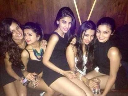alia bhatt drinking publicly