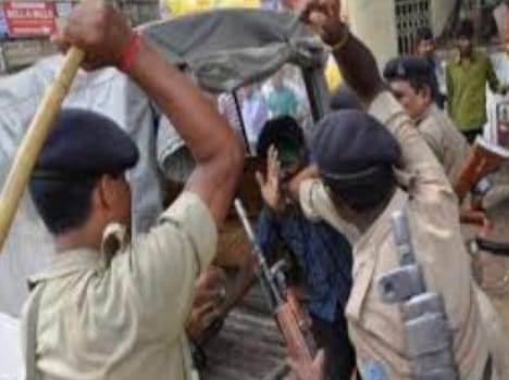 police person face charges of beateh inocent people