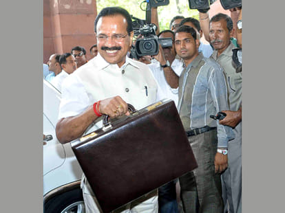 no new trains for delhi ncr in modi government's rail budget