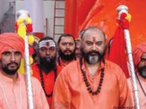 Shiva devotees turned out the first batch of Srikand