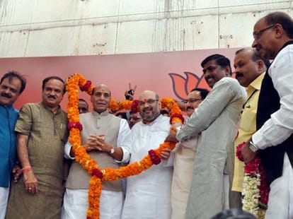 bjp giving weighting ticket to other leaders