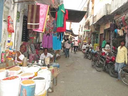 peace in kanth market opened