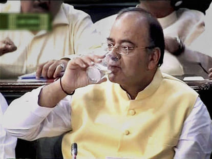 finance minister arun jaitley felt back pain during budget