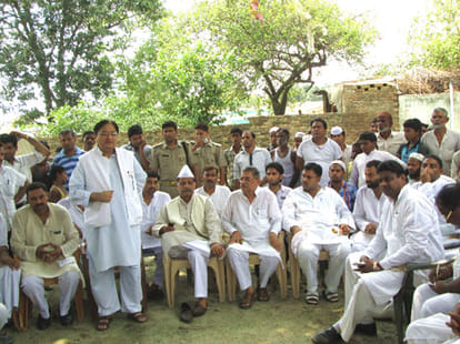 bjp warn officers in up