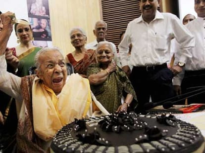 zohra sehgal did not get a government house in delhi