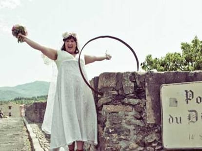 woman who marries to a bridge