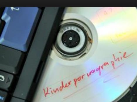 The complaint trapped in Congressman pornographic CD case!