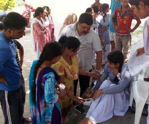 29 students faint in prayer in Girls School