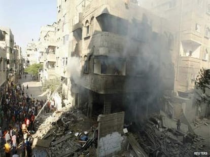four indian saved from gaza violence