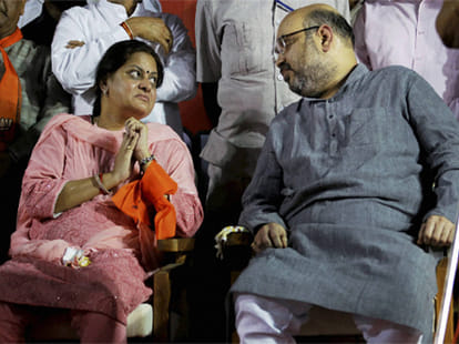 amit shah says people of jammu and kashmir want a new leadership