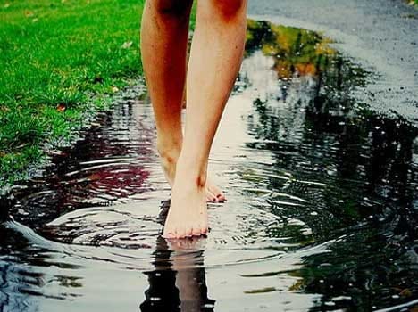 legs care in monsoon