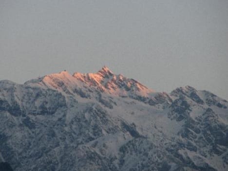 high alert in srikhand kailash