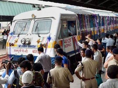 railways will run six more trains to katra