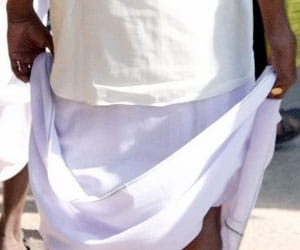 dhoti clad judge stopped from entering in club