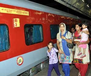 news story on shri shakti express