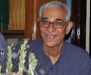 om prakash kohli becomes the governor of gujrat