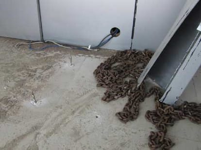 sbi atm uprooted in sirsa