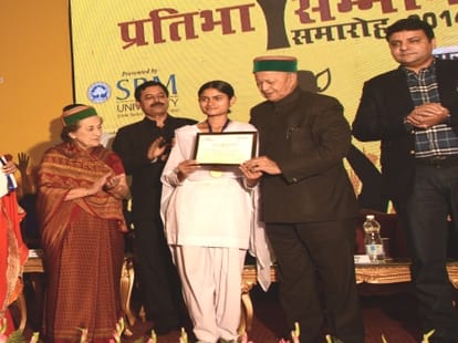alent Awards Ceremony: CM felicitated by promising