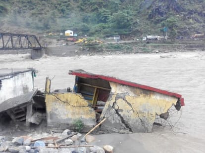 kedarnath yatra stop for three days