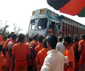 Two Shiva devotees died in road accident