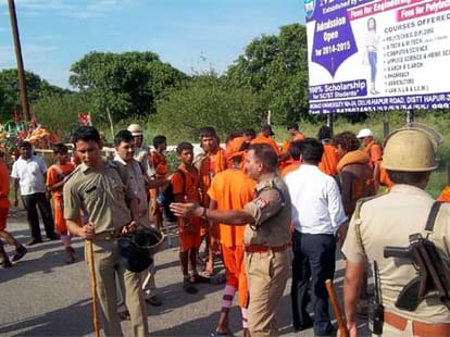 Two Shiva devotees died in road accident