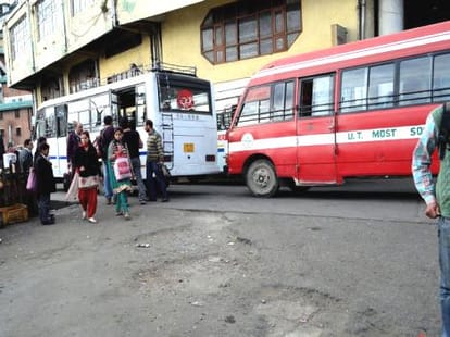 hrtc stops advance booking at diwali.