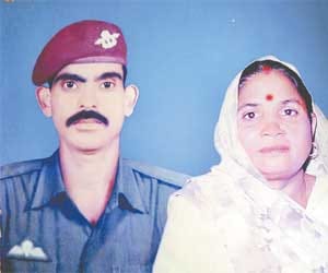 maa tujhe pranam, mohan singh