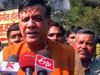 suresh khanna elected bjp leader of house in up
