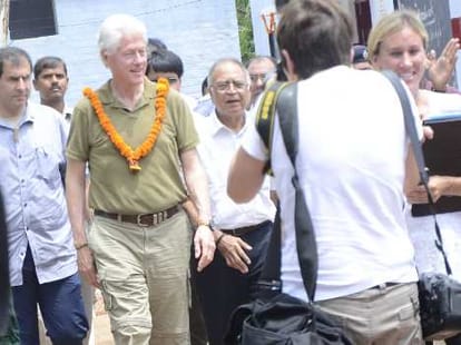 A women says Clinton to make his wife president