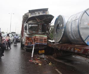 accident at gurgaon expressway