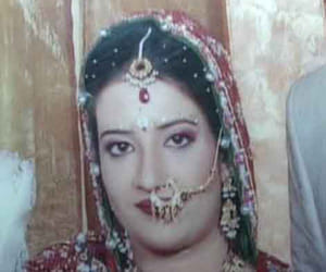 woman died after falling from second floor 